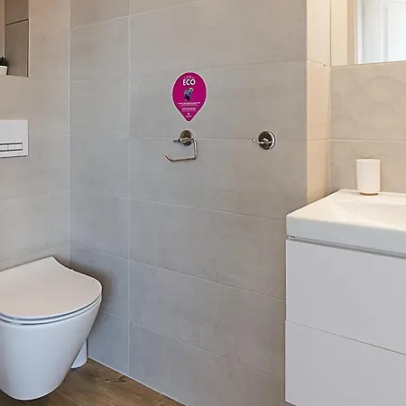 Apartment Vacationclub - Kolo Brzegu 54 Kolobrzeg